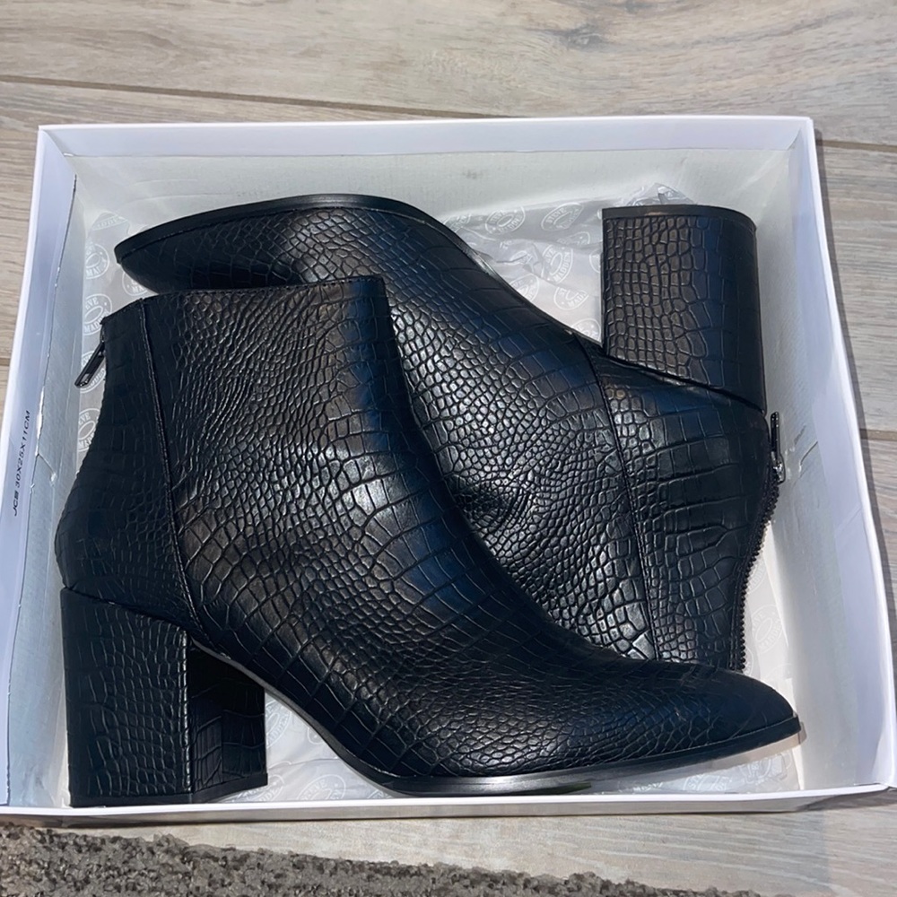 STEVE MADDEN julianne booties